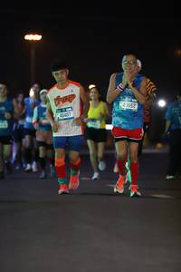 BIB: 4000, 40407, 40952
                            <button type="button" onclick="openModal(20742729)" class="btn btn-primary btn-sm float-right btn-popup" data-toggle="modal" data-target=".modal-high-quality">
                        <i class="fas fa-shopping-cart"></i> Add to Cart
                    </button>
                                            <button type="button" onclick="isThisMe(20742729, true)" class="btn btn-success btn-sm float-right btn-popup btn-isme hidden" data-toggle="tooltip" data-placement="bottom" title="นี่คือรูปของคุณใช่ไหม คลิกที่นี่เพื่อเอาเข้าอัลบั้ม">
                        <i class="fas fa-plus"></i> Add to album
                    </button>
                    <button type="button" onclick="isThisMe(20742729, false)" class="btn btn-warning btn-sm float-right btn-popup btn-isnotme hidden">
                        <i class="fas fa-ban"></i> Remove from album
                    </button>